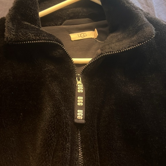 Women Ugg jacket size small - Picture 4 of 4